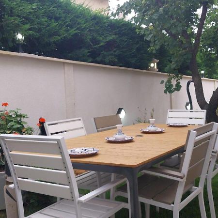 Maison En Rez-De Chaussee Pres Du Centre Ville D'Arles Eksteriør bilde